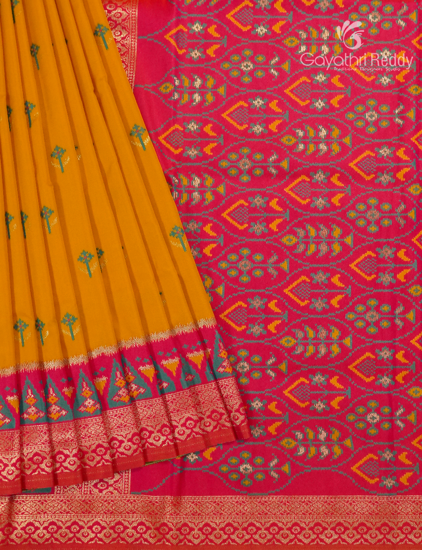 Semi Kanchipuram Art Silk Saree in Turmeric and Rani Pink