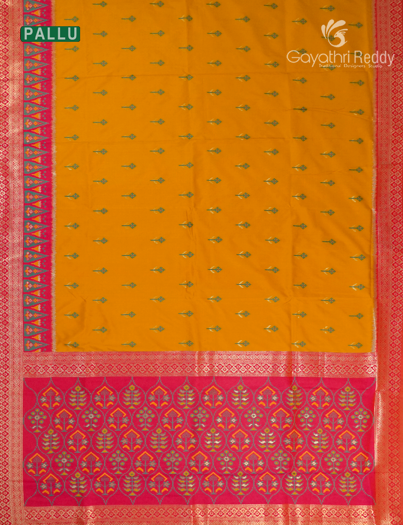 Semi Kanchipuram Art Silk Saree in Turmeric and Rani Pink