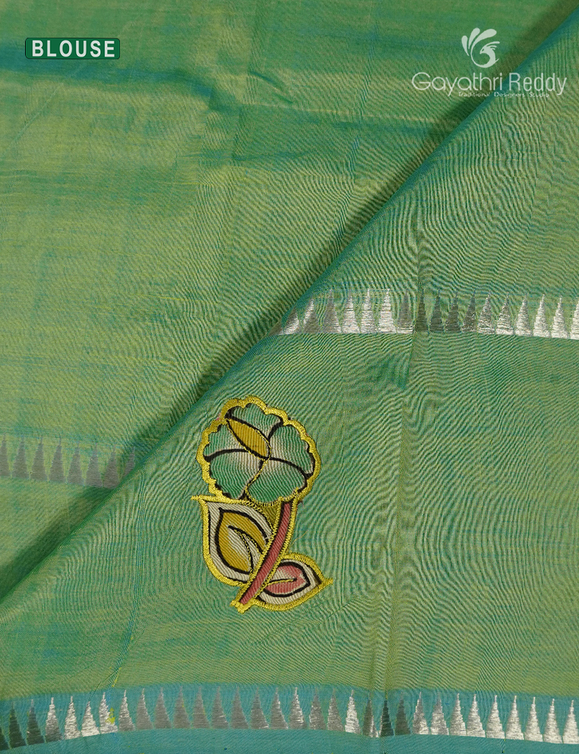 Pure Mangalagiri Langa Voni Set in Leaf Green
