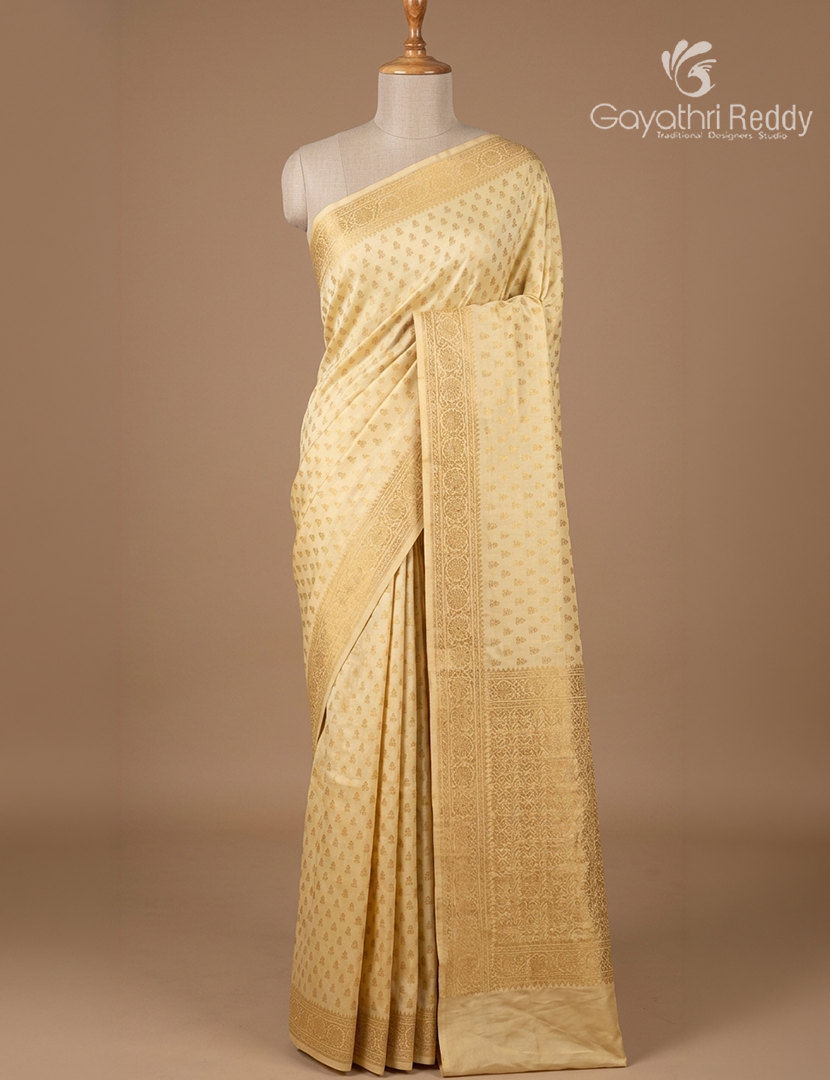 Banaras Georgette Saree in Cream