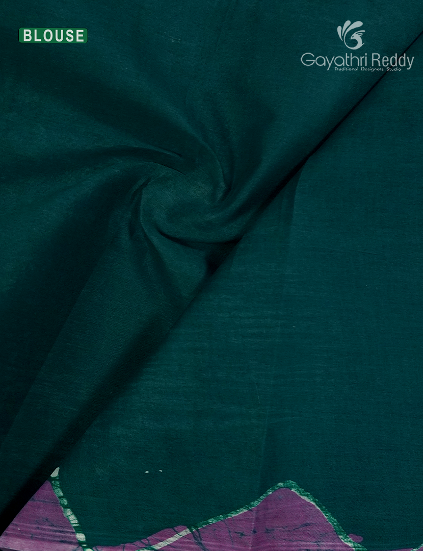 Cotton Batik Print Saree in Deep Rama Green