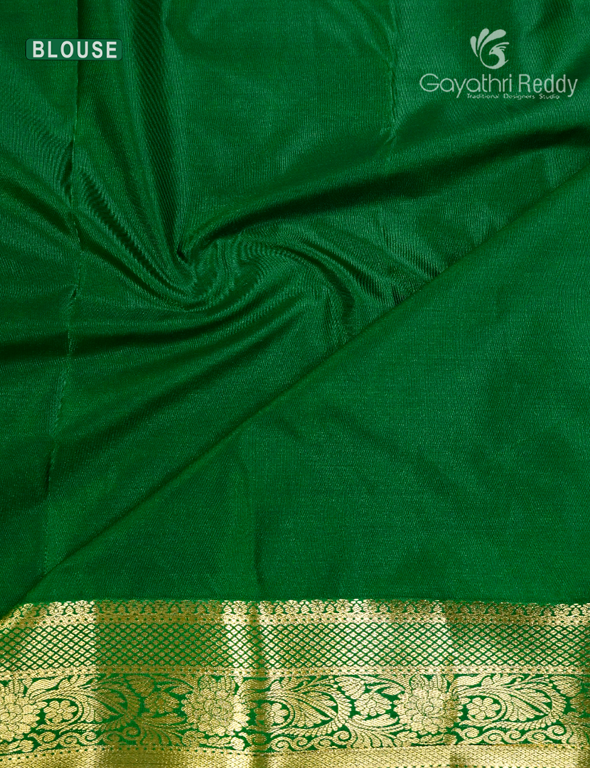 Semi Kanchipuram Silk Saree in Sea Blue and Bottle Green
