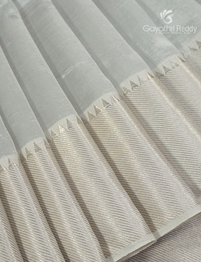 Mangalagiri Pattu Saree in Silver
