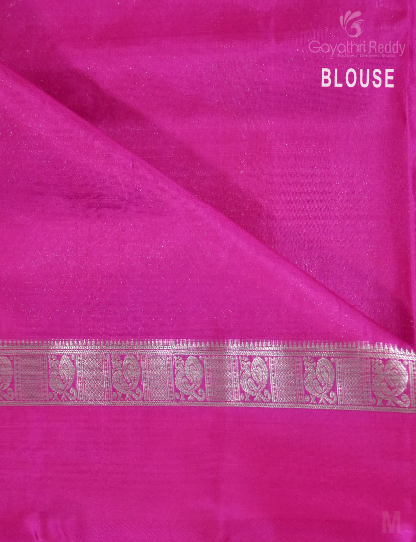 PURE VENKATGIRI PATTU-VP1089