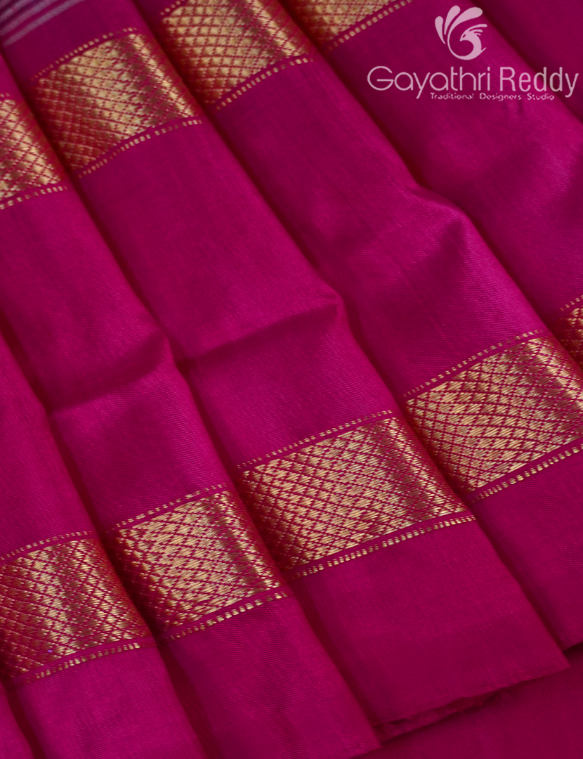 PURE IKKAT PATTU-IP762