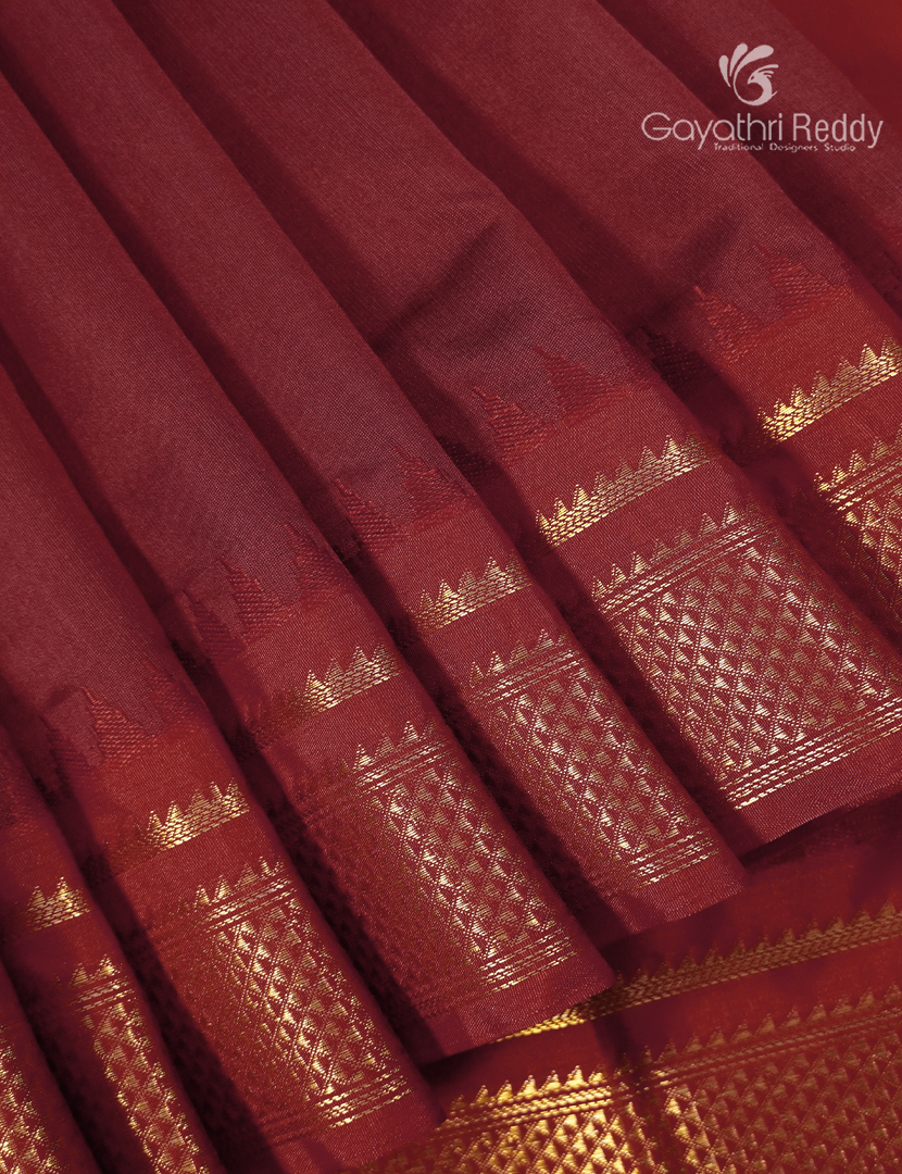 Semi Gadwal Saree in Deep Maroon