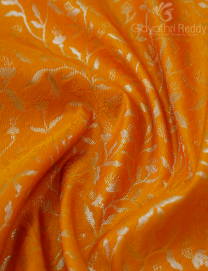 SEMI KANCHI PATTU-SP1833