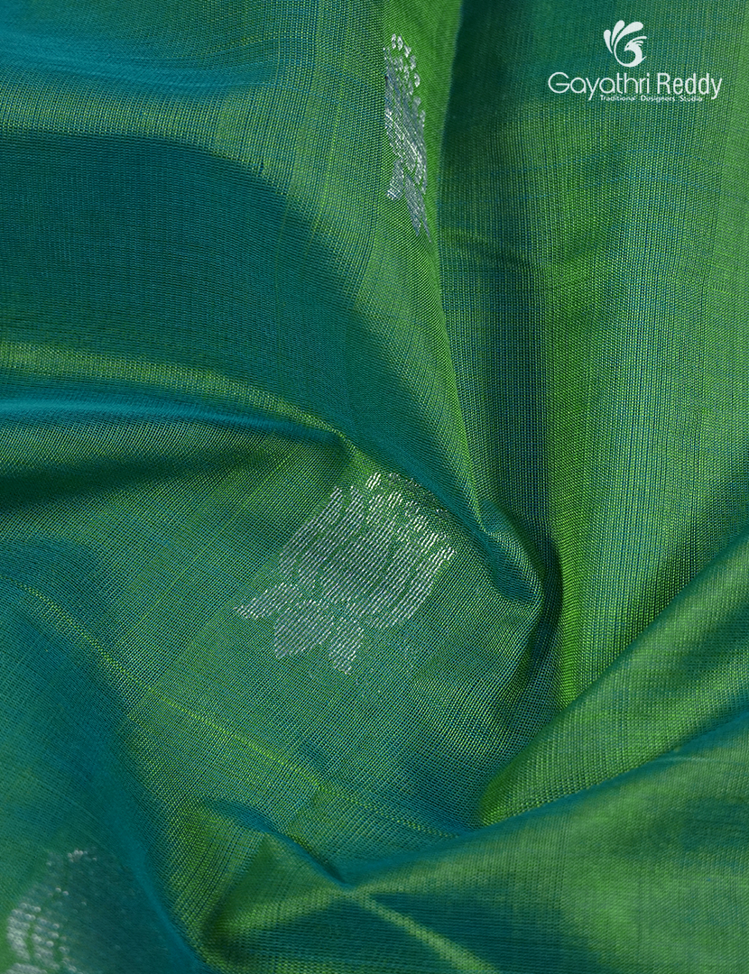 Pure Arani Sico Saree in Pista Green and Red