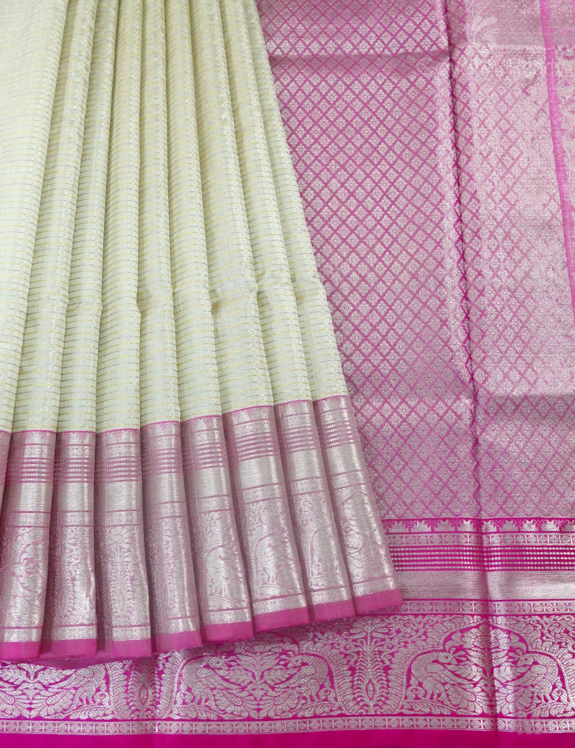 PURE VENKATGIRI PATTU-VP1136