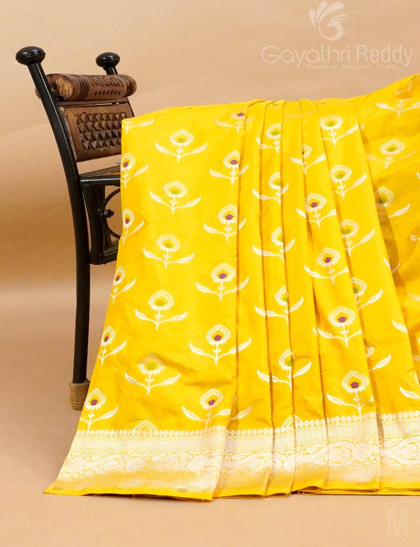 PURE BANARAS KADIYAL PATTU-BP894