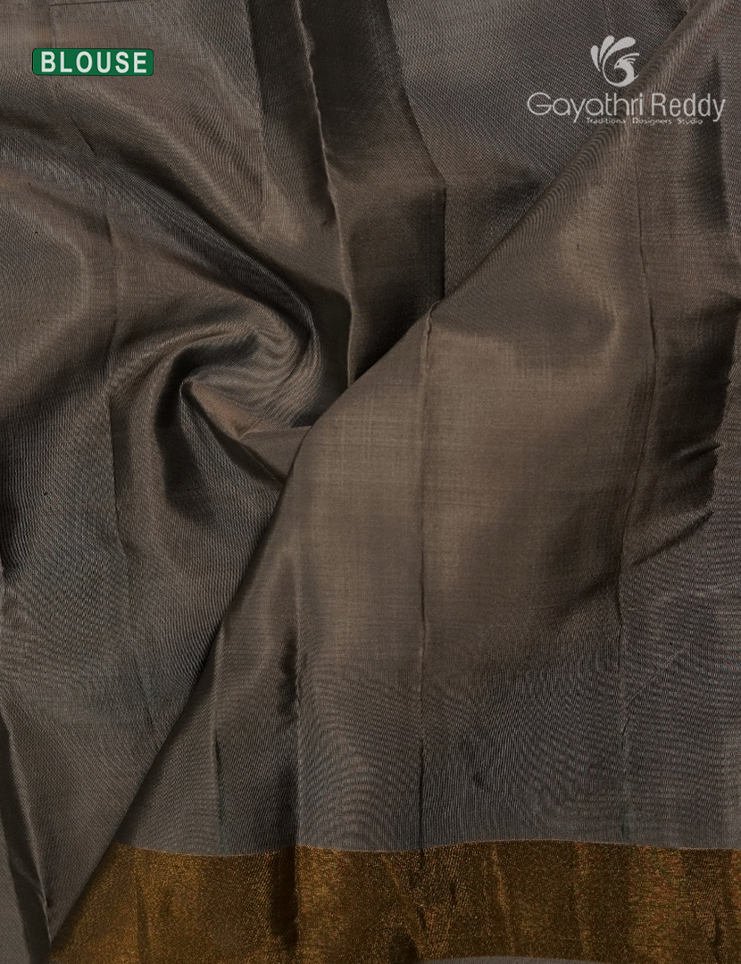 Pure Kanchipuram Silk Saree in Peacock Green and Ash Grey( Small Borders )
