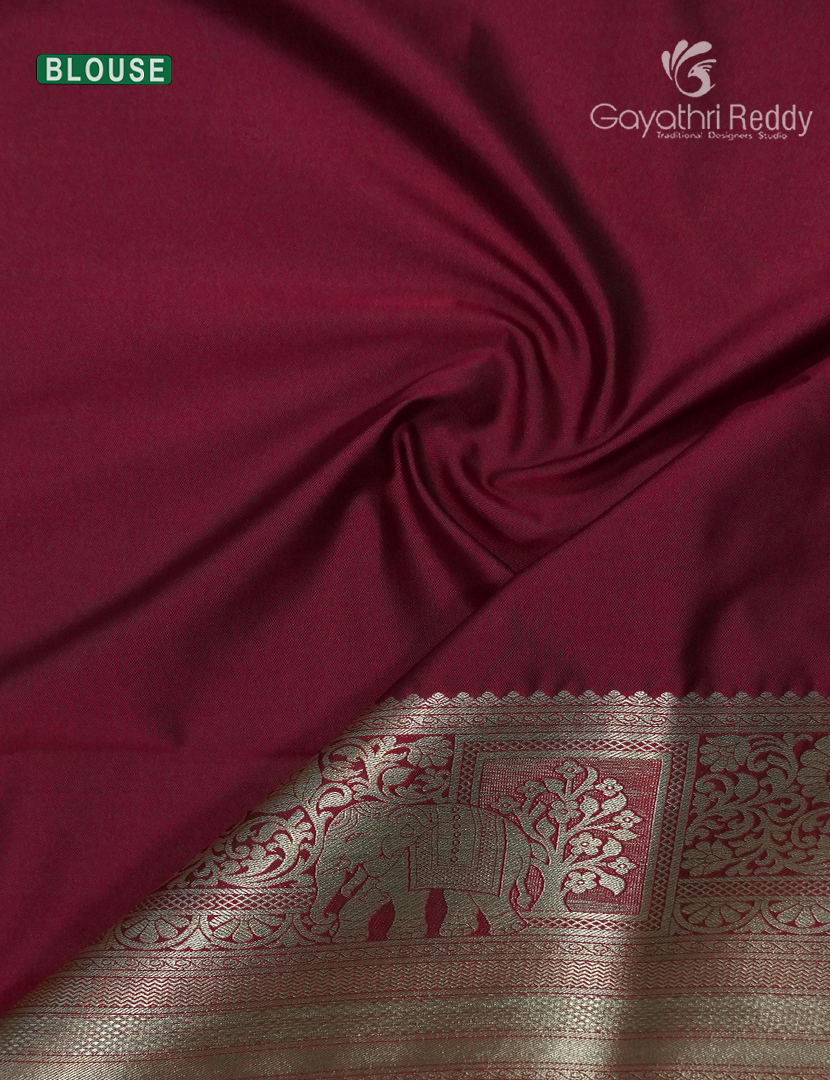 Soft Silk Saree in Deep Rama Green and Burgundy