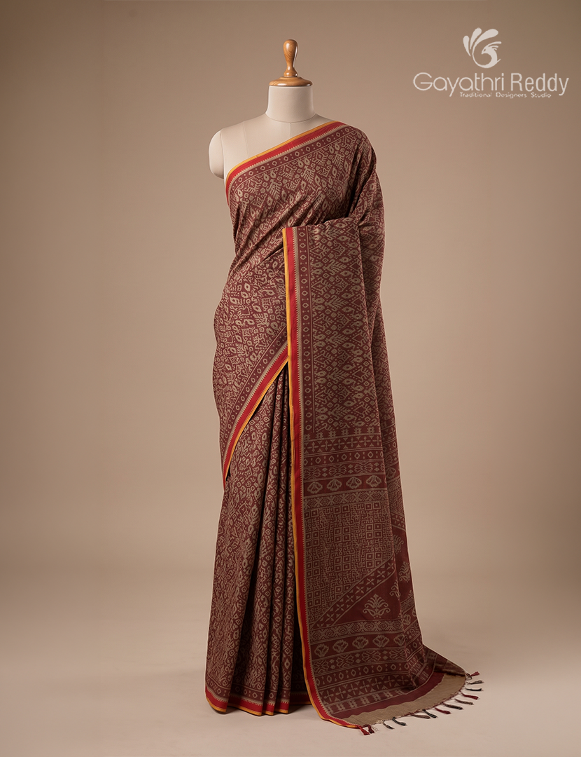 Vidharbha Cotton Saree in Brown and Deep Beige