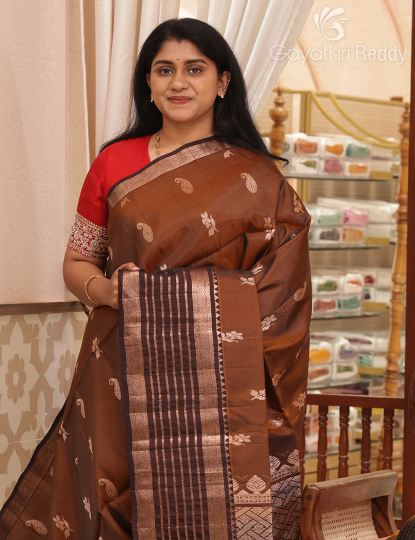 LIGHT WEIGHT KANCHI PATTU-KP8666