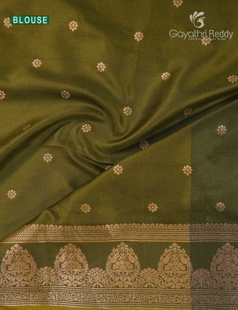 Semi Kanchipuram Art Silk Saree in Mehendi Green
