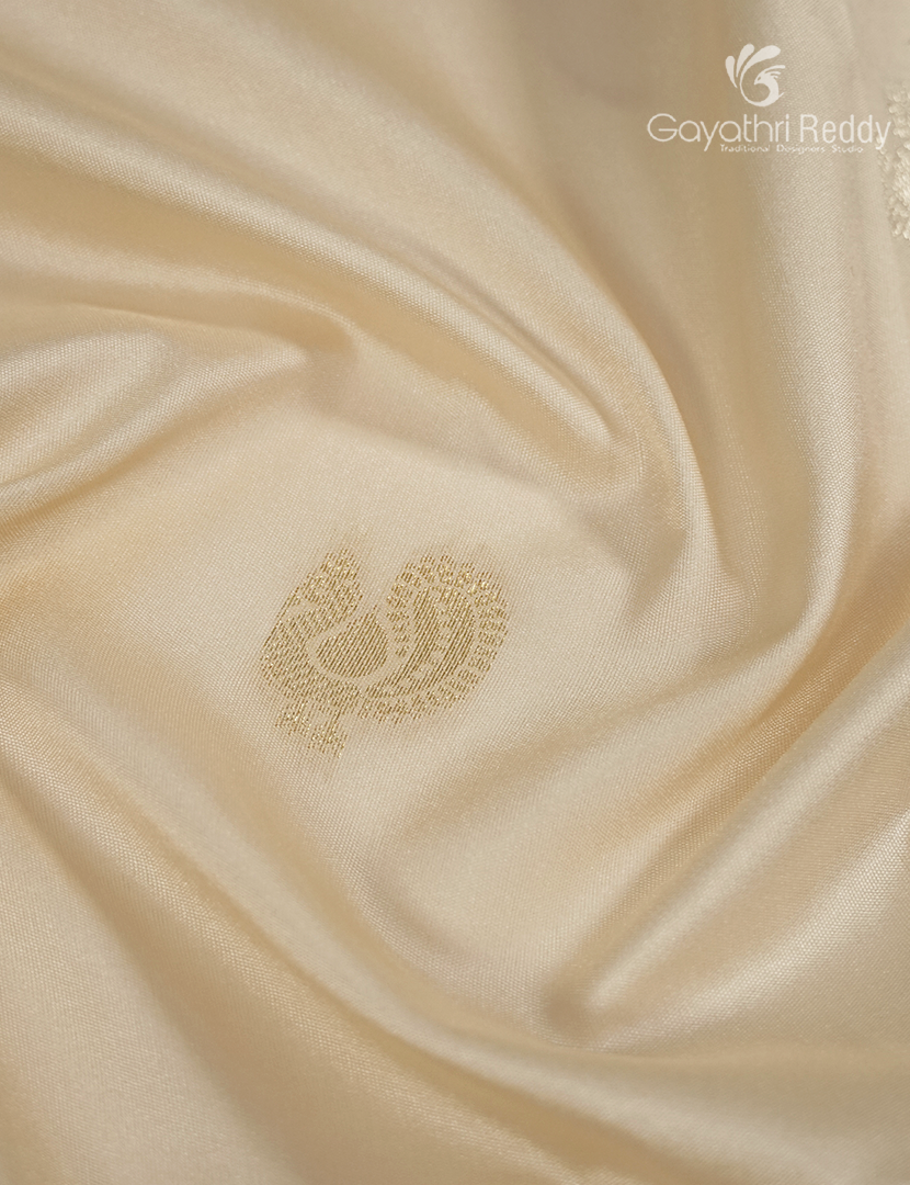 Semi Kanchipuram Art Silk Saree in Off- White
