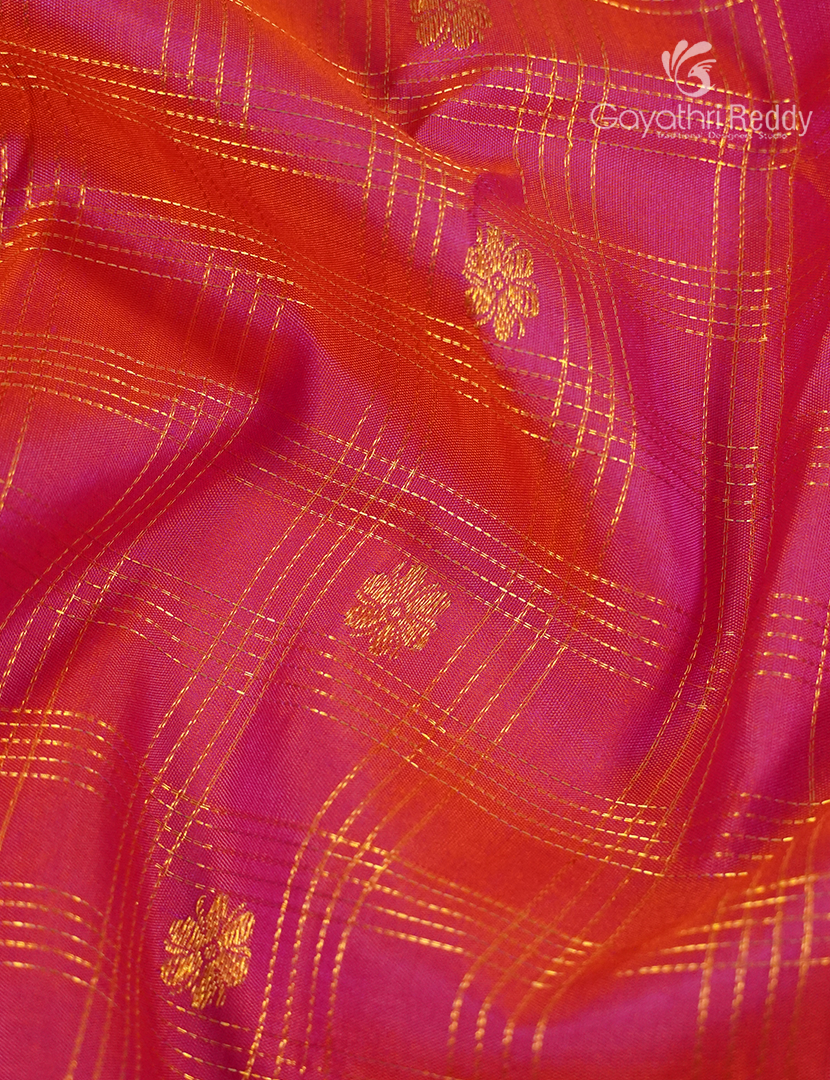 Pure Gadwal Silk Saree in Rose Pink and Baby Pink