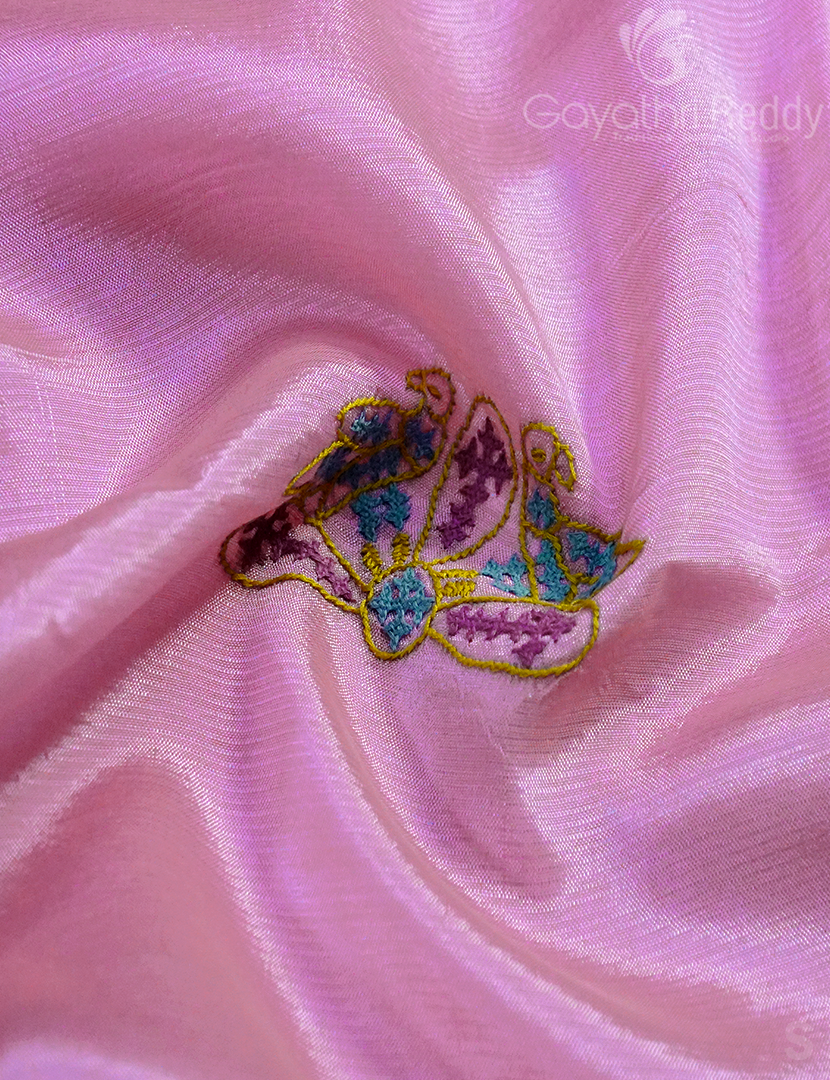 MANGALGIRI KUTCH WORK-MKW8