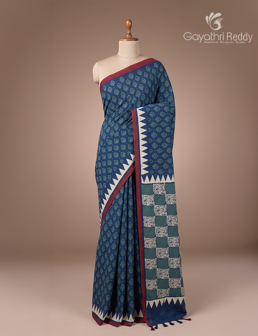 Vidharbha Cotton Saree in Indigo Blue and White