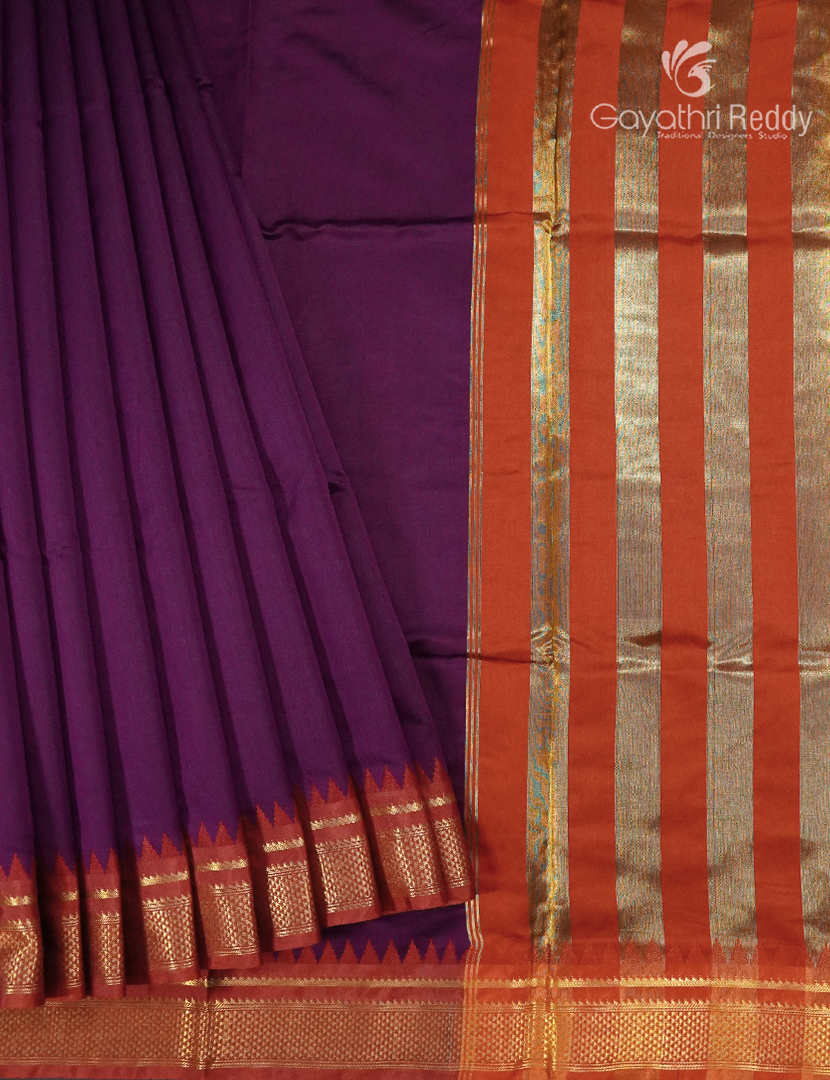 Semi Gadwal Saree in Grape Wine and Red