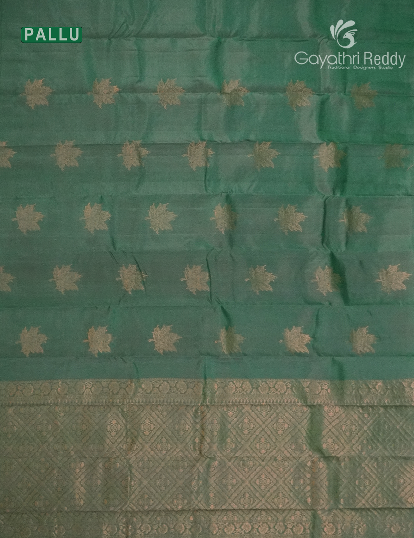 Pure Kanchipuram Silk  Saree in Sage Green (Butta Style )