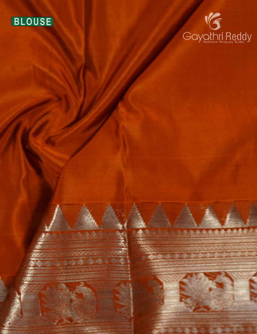Pure Venkatagiri Silk Saree in Deep Snuff and Burnt Orange
