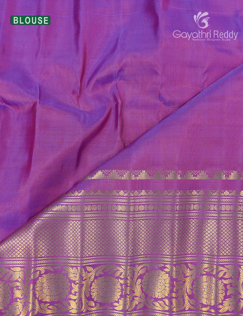 Pure Gadwal Silk Saree in Lilac