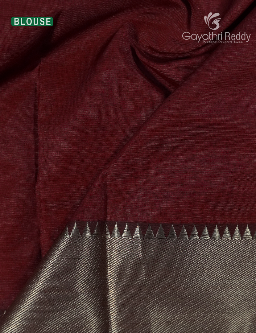Mangalagiri Pattu Saree in Maroon
