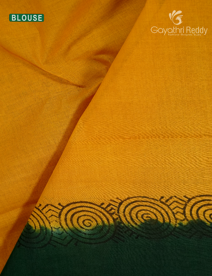 Cotton Batik Print Saree in Bottle Green and Yellow