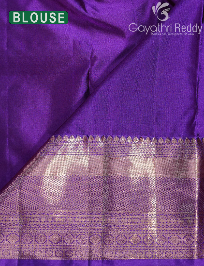 KANCHI PATTU-KP8432