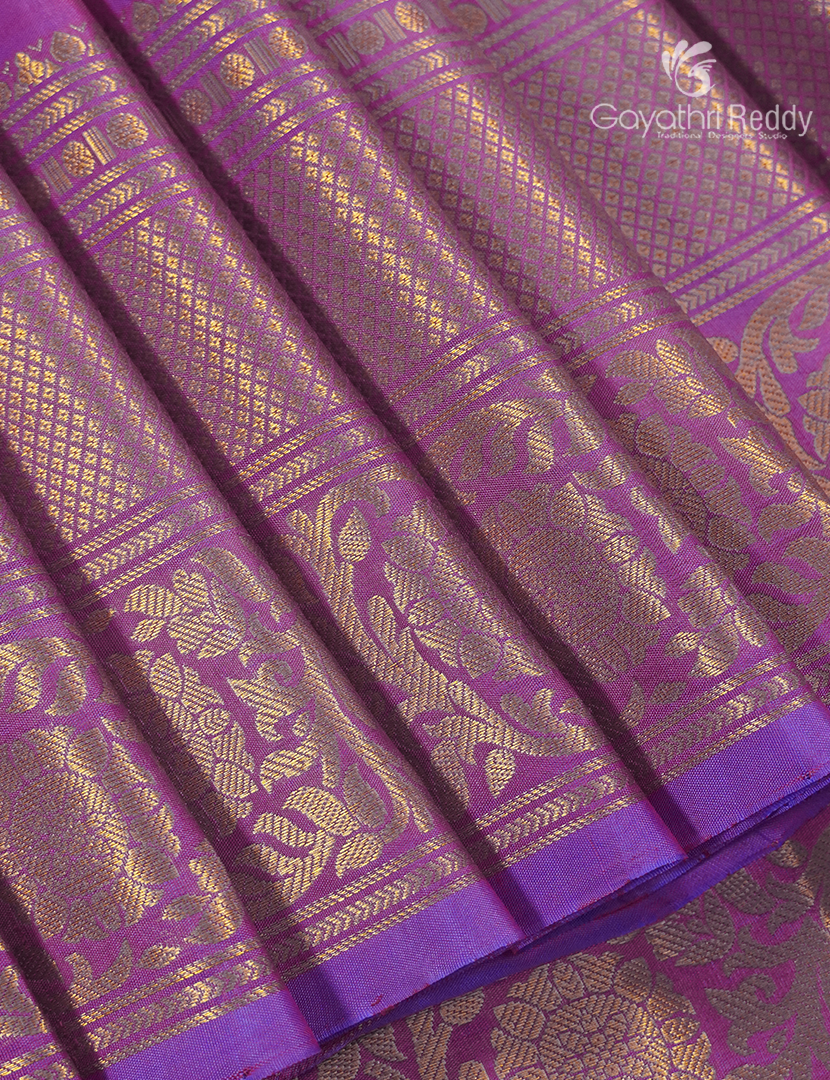Pure Gadwal Silk Saree in Lilac