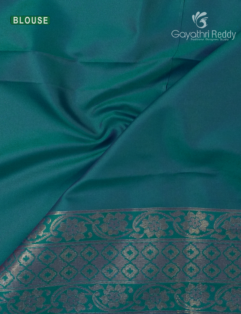 Semi Kanchipuram Art Silk Saree in Deep Peacock Green and Magenta