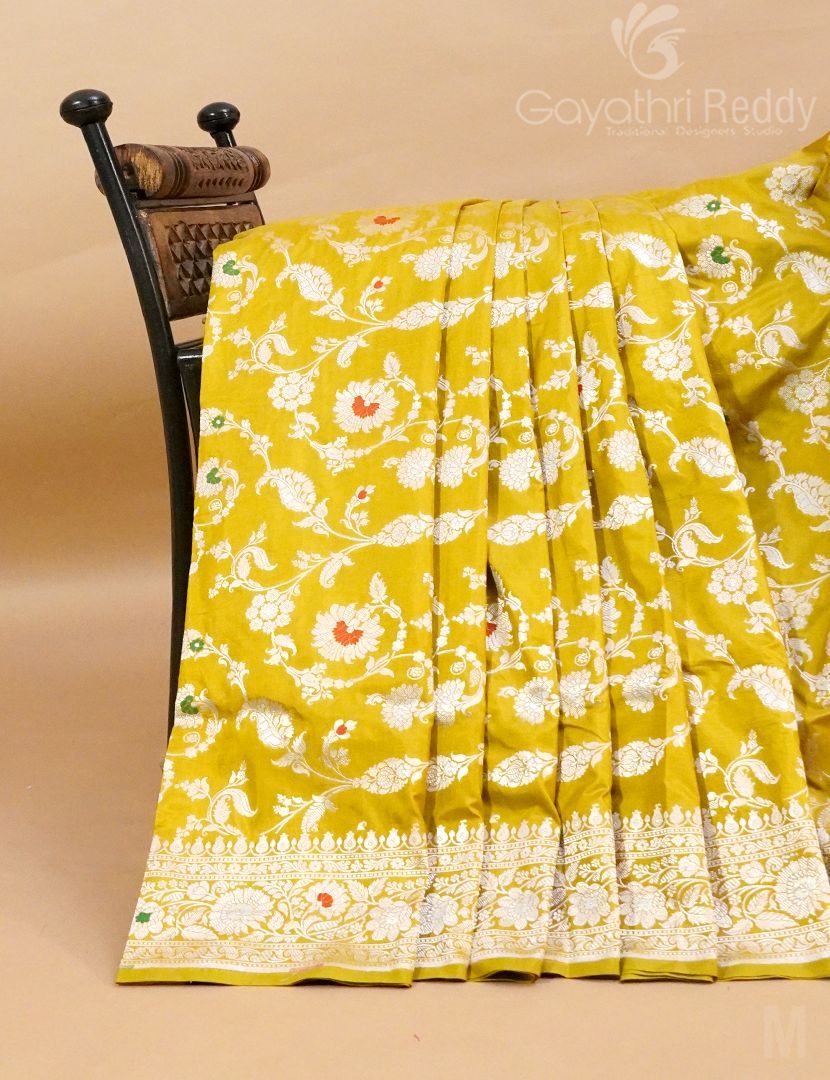 PURE BANARAS KADIYAL PATTU-BP896