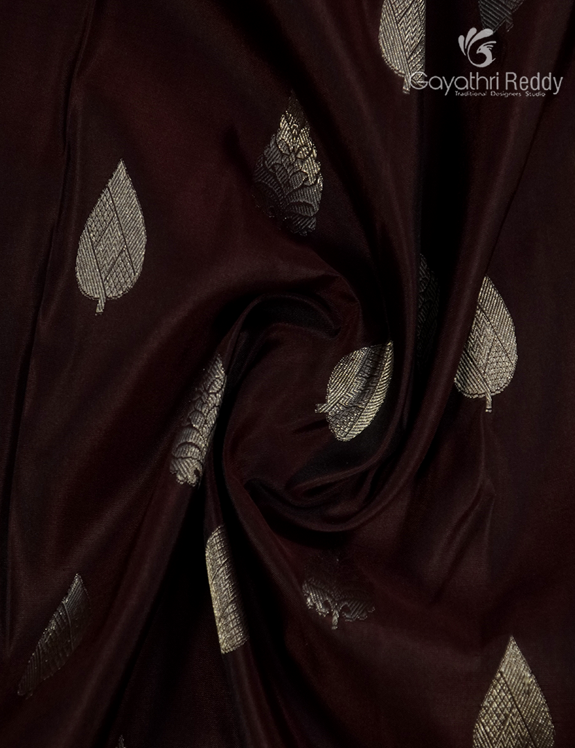 Pure Venkatagiri Silk Saree in Deep Snuff and Burnt Orange