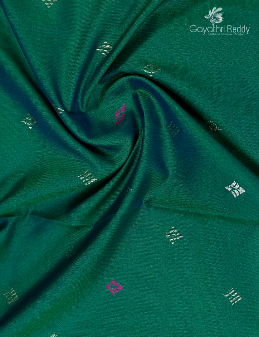 Semi Kanchipuran Silk Saree in Bottle Green  and Magenta