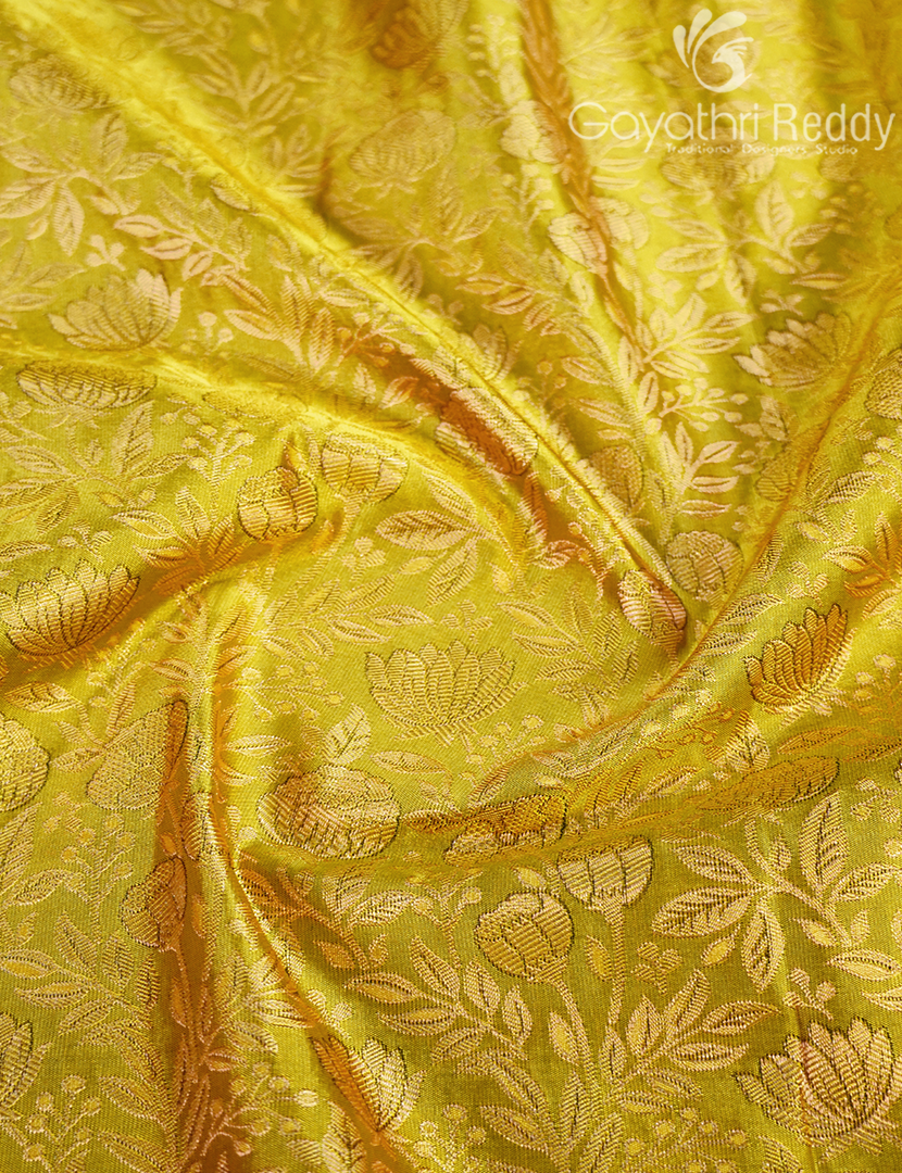 KANCHI PATTU-KP8432