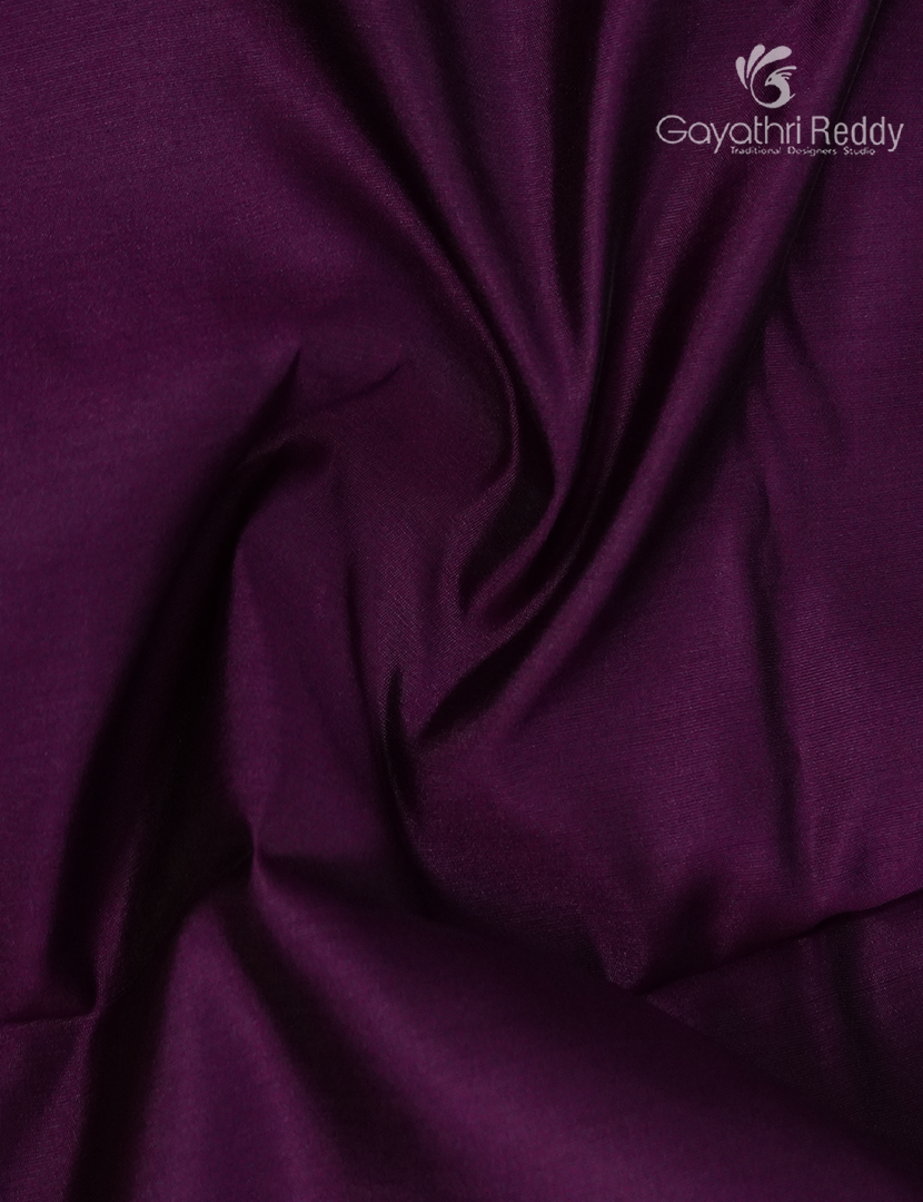 Semi Gadwal Saree in Grape Wine and Red