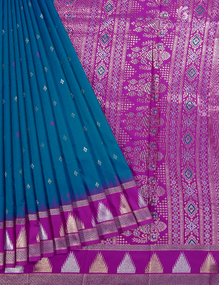 Semi Kanchipuran Silk Saree in Deep Peacock Blue and  Magenta Pink