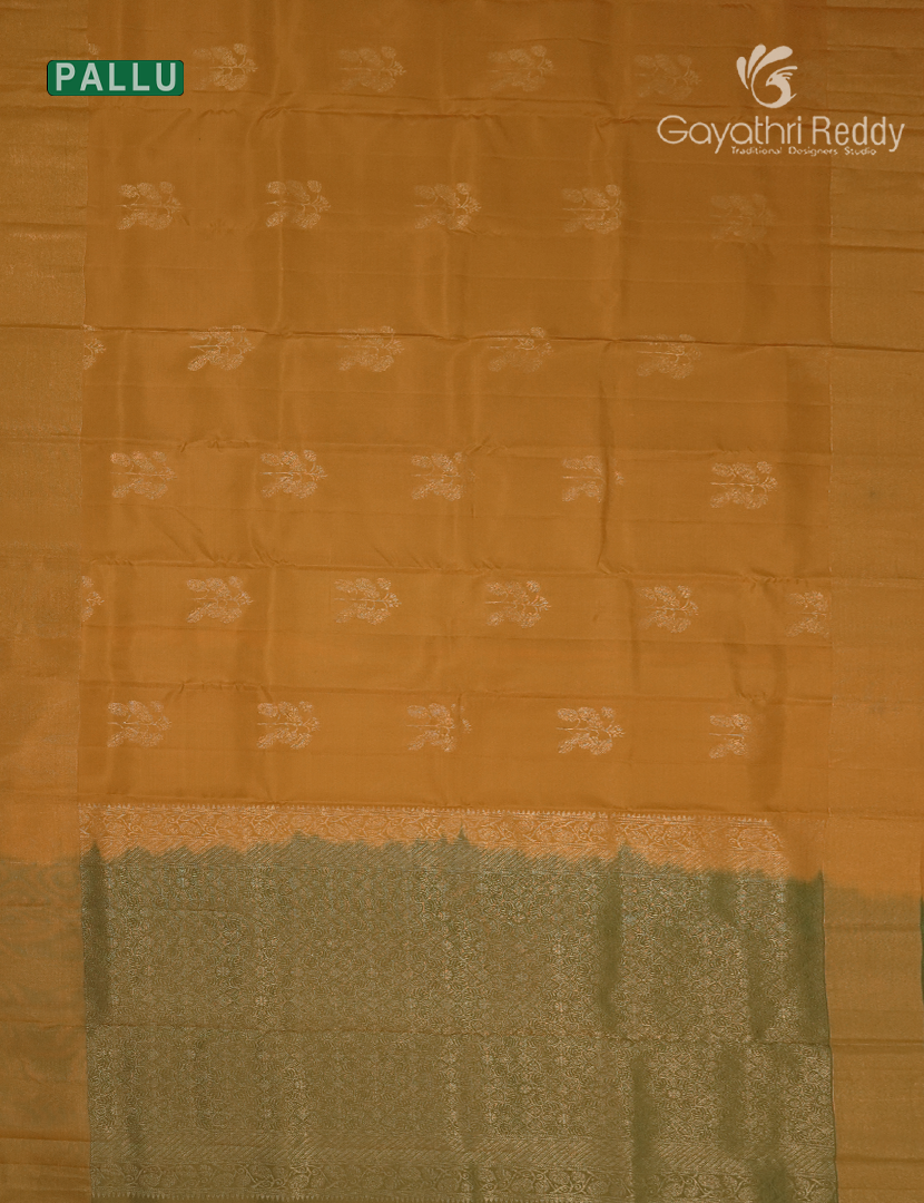 Pure Kanchipuram Silk Saree in Yellow and Mehendi Green ( Small Borders )