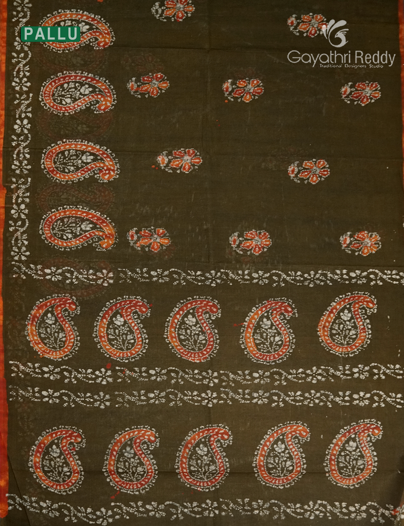 Cotton Batik Print Saree in Deep Mehendi Green