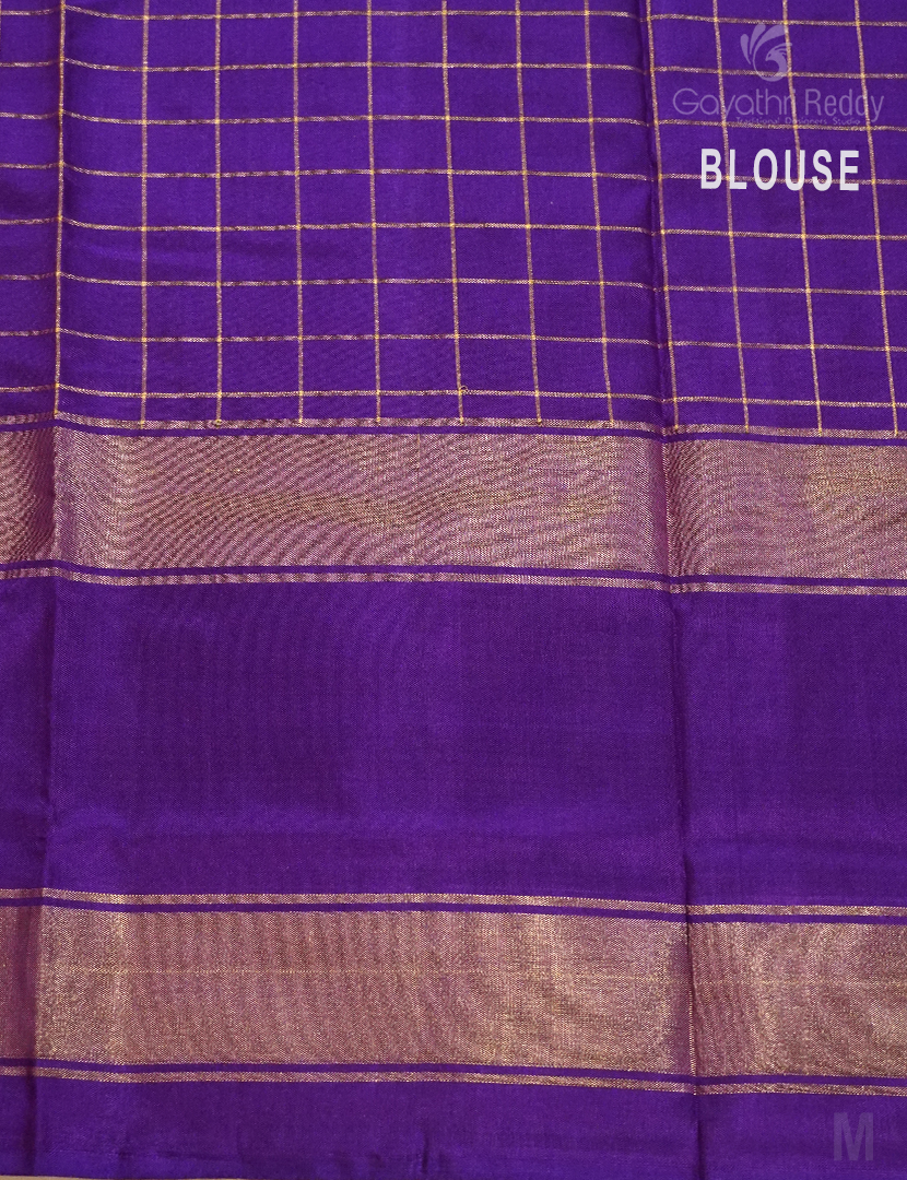 PURE IKKAT PATTU LEHANGA(MEDIUM SIZE)-IPL104