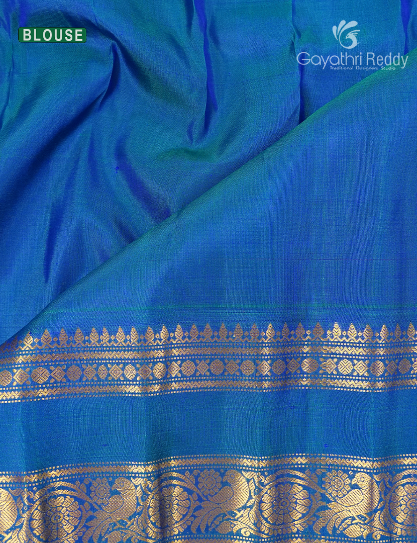Pure Gadwal Silk Saree in Magenta and Blue