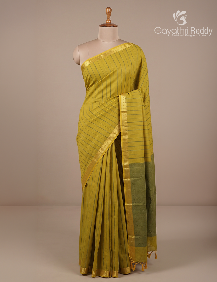 Pure Kanchi Cotton Saree in Mehendi Green