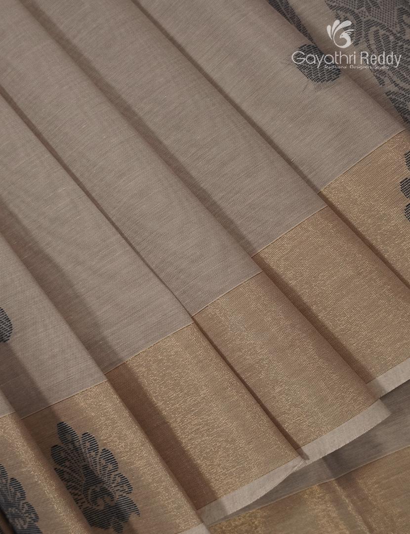 Pure Kanchi Cotton Saree in Pastel Grey