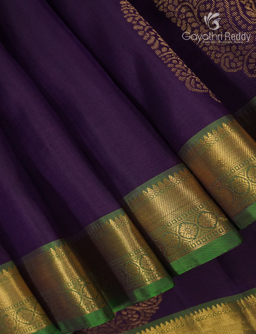 Pure Kanchipuram Silk Saree in Deep Violet and Green
