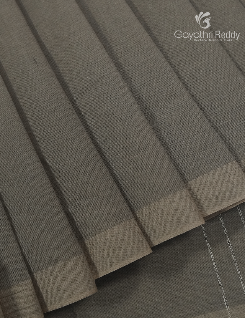 Pure Handloom Cotton Saree in Grey