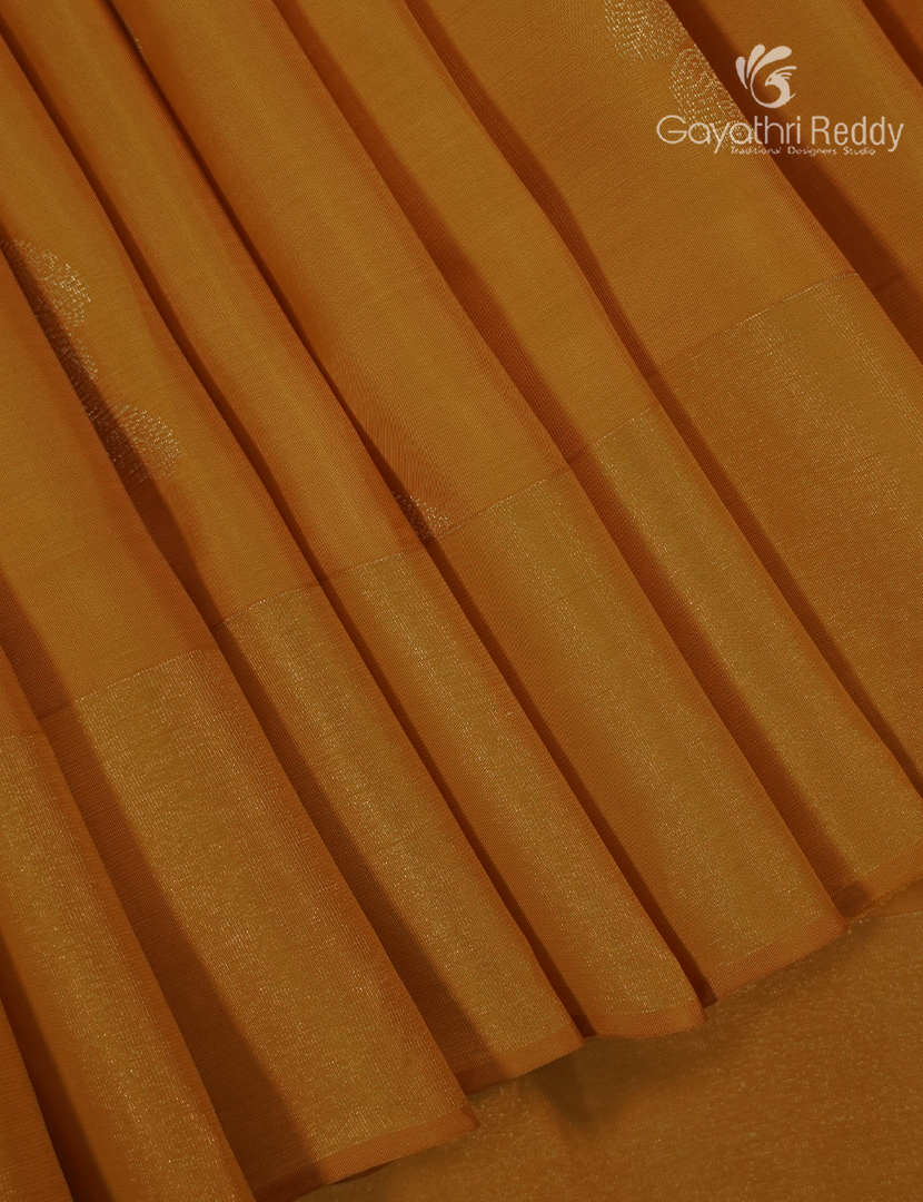 Pure Kanchipuram Silk Saree in Yellow and Mehendi Green ( Small Borders )