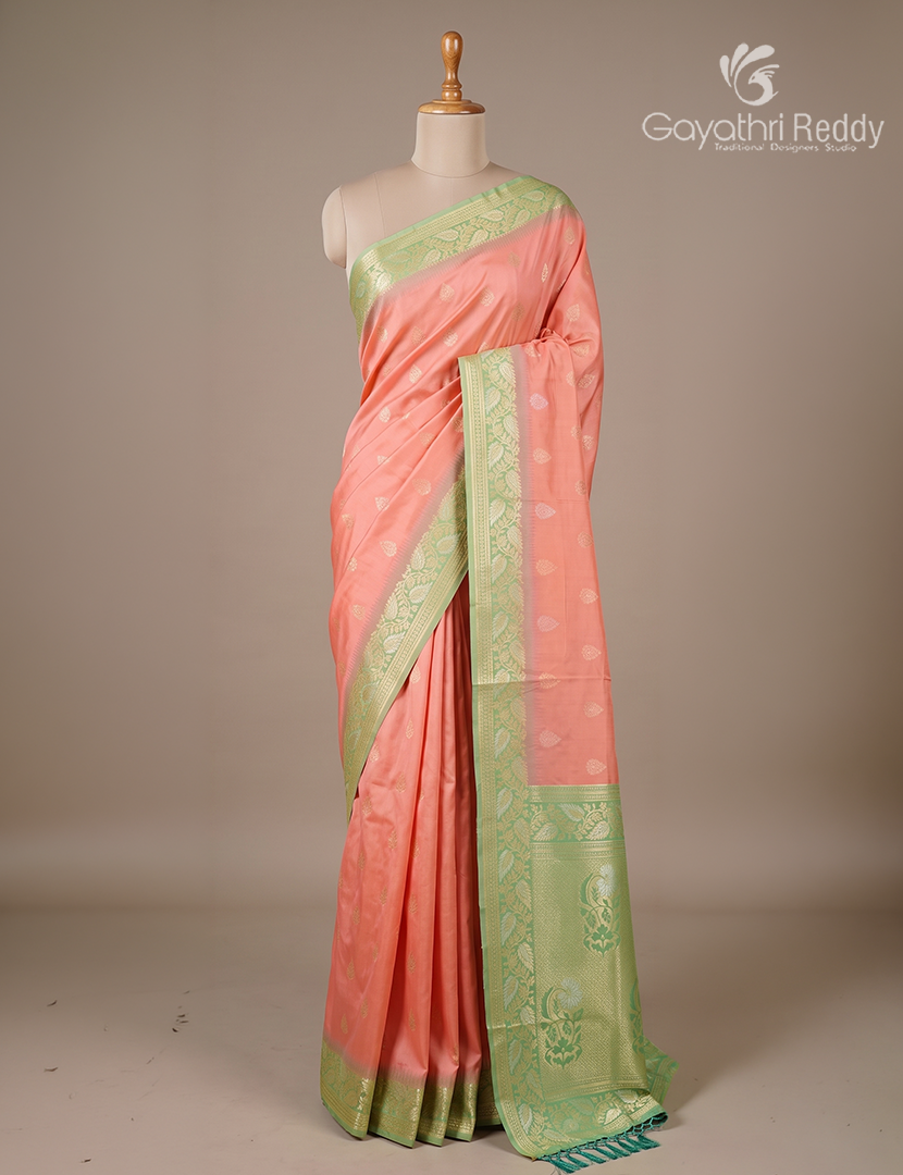 Semi Kanchipuran Silk Saree in Pastel Peach and Apple Green