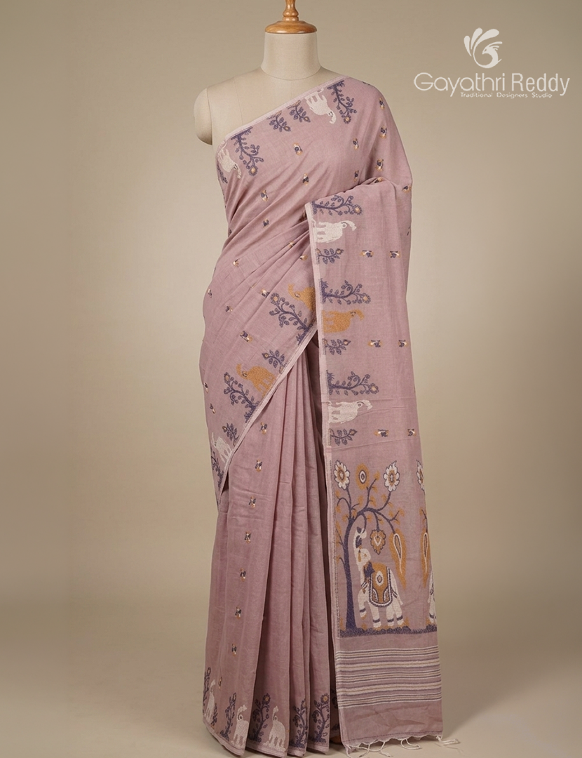 Jamdani Cotton Saree in Onion Peach