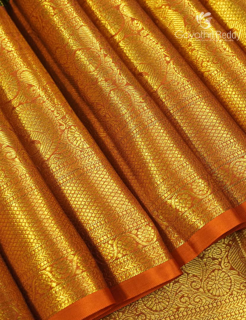 Pure Kanchipuram Silk Vintage Saree in Deep Mango Green and Rust Orange